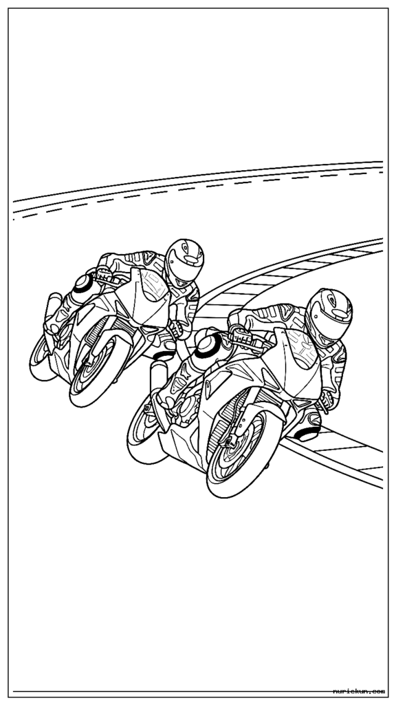 狭いコーナーで3人のバイクレーサーが肩を並べる